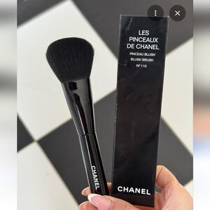 Chanel Pinceaux Blush Brush N 110 $50 Retail Nib